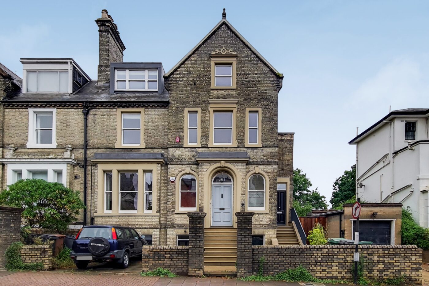 Property for Sale in Hampstead, Highgate, Dartmouth Park, Belsize Park, Swiss Cottage, South End Green, Parliament Hill, Frognal, Hampstead Heath, N6, NW3