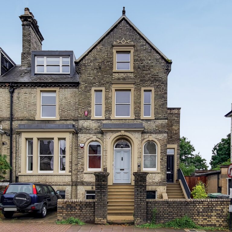 Property for Sale in Hampstead, Highgate, Dartmouth Park, Belsize Park, Swiss Cottage, South End Green, Parliament Hill, Frognal, Hampstead Heath, N6, NW3